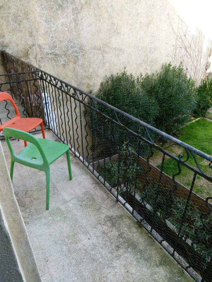 Appartement Au Pied Du Gardon. เรอมูแล็งส์ ภายนอก รูปภาพ
